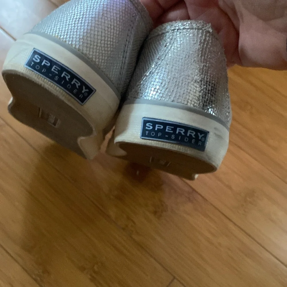 Sperry silver sneakers